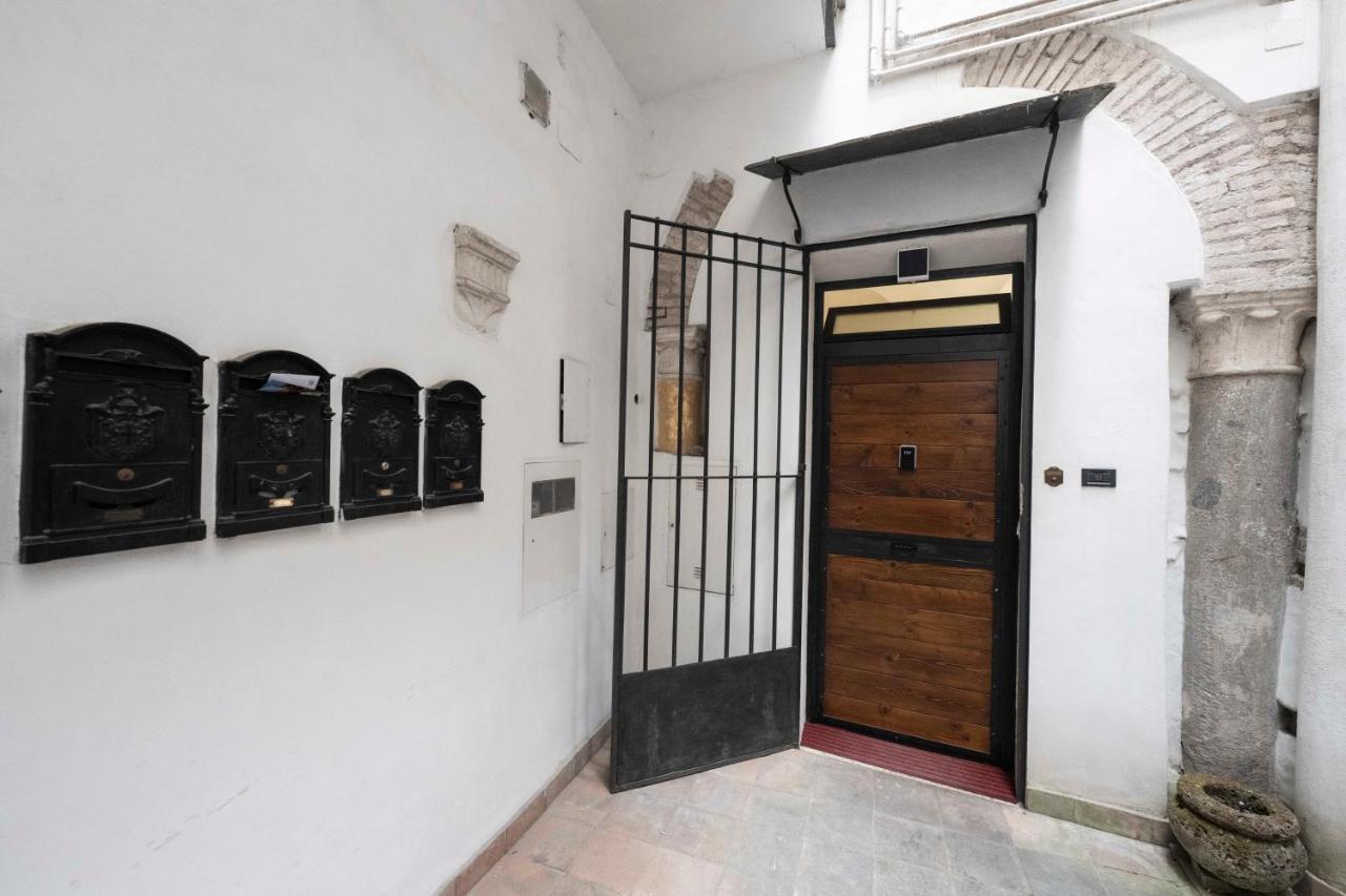 Studio Delle Grotte - Campo De' Fiori Řím Exteriér fotografie